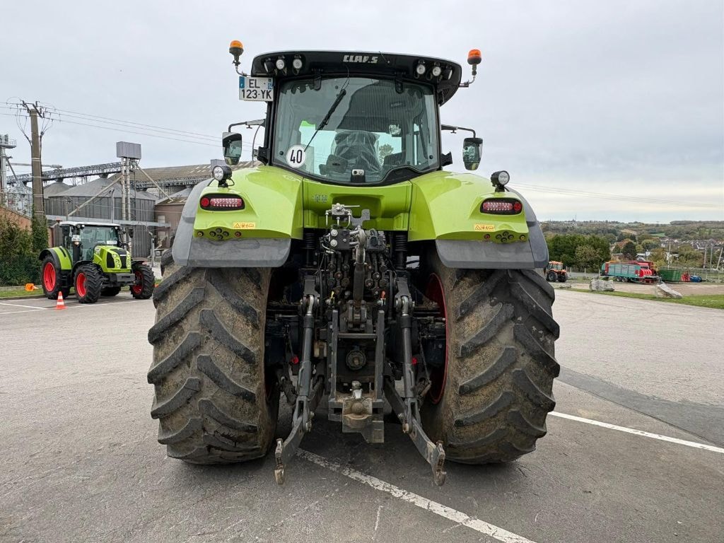 Tracteur CLAAS AXION 920 - photo slide 6
