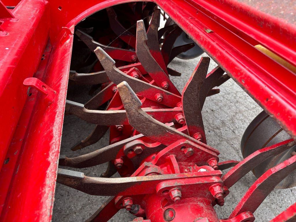 Fraise butteuse GRIMME Gf 400 - photo slide 10