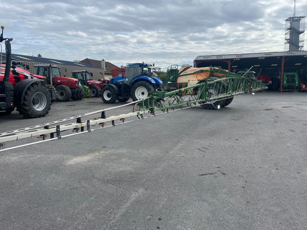 Pulverisateur AMAZONE UX 4200 SPECIAL - photo slide 7