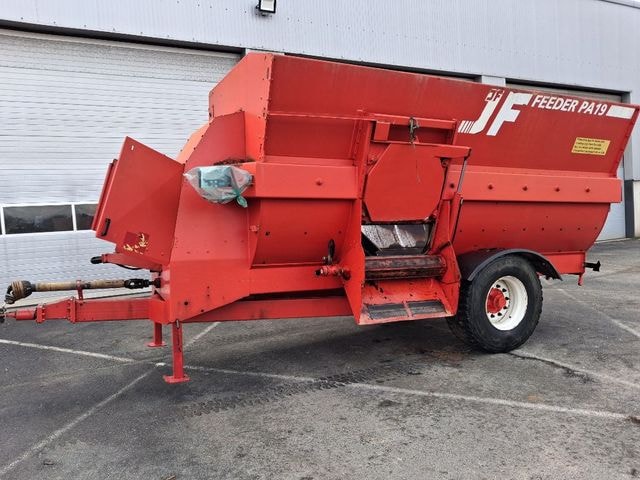 Melangeuse FEEDER PA 19 - photo slide 1