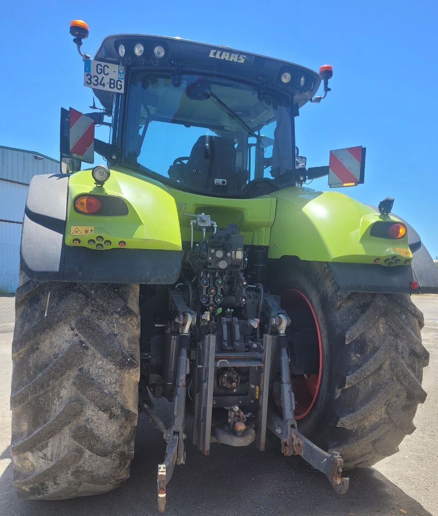 Tracteur CLAAS AXION 920 CMATIC CIS + - photo slide 8