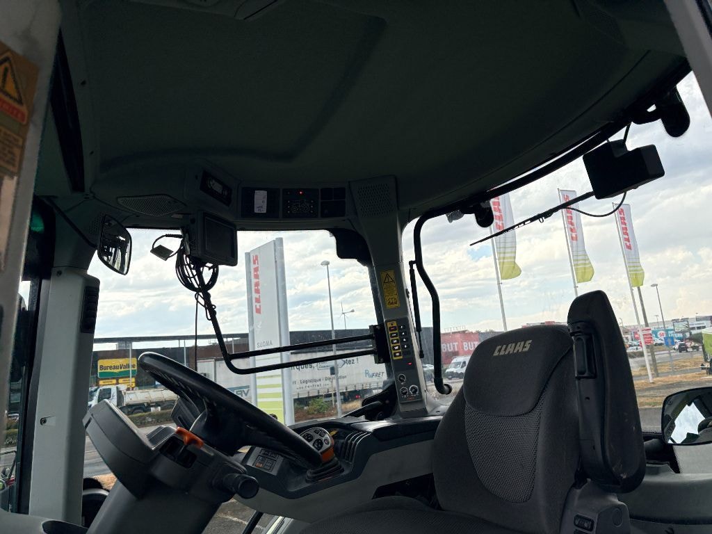 Tracteur CLAAS ARION 520 CEBIS - photo slide 15