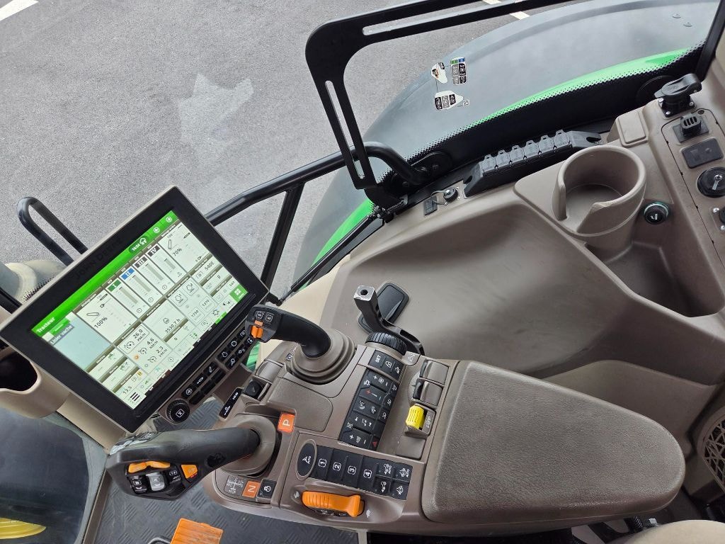 Tracteur JOHN DEERE 6r215 - photo slide 29