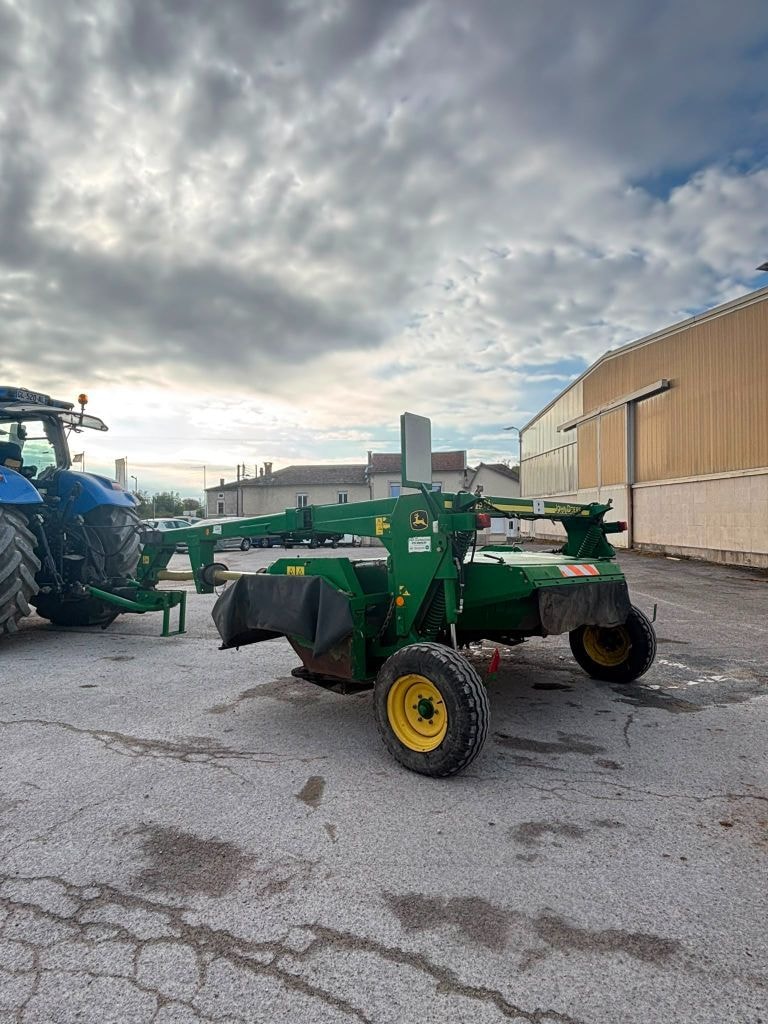 Faucheuse conditionneuse JOHN DEERE 1365 - photo slide 3