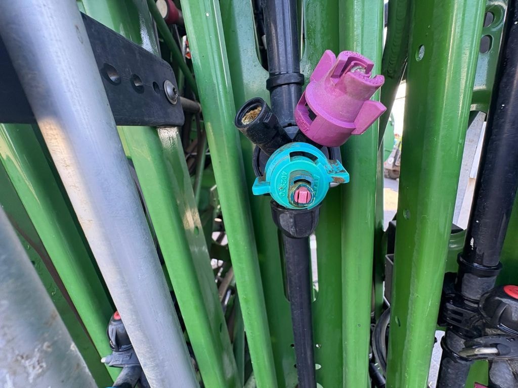 Pulverisateur AMAZONE FT 1000 et UF1801 - photo slide 10