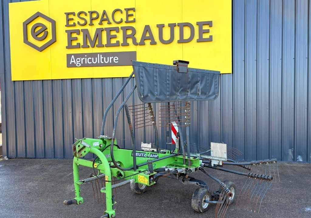 Andaineur DEUTZ FAHR SwatMaster 4222 - photo slide 1