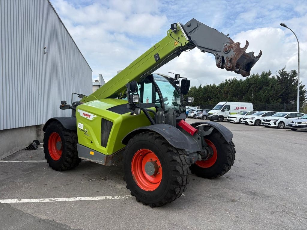 Telescopique CLAAS SCORPION 741 VARIPOWER - photo slide 1