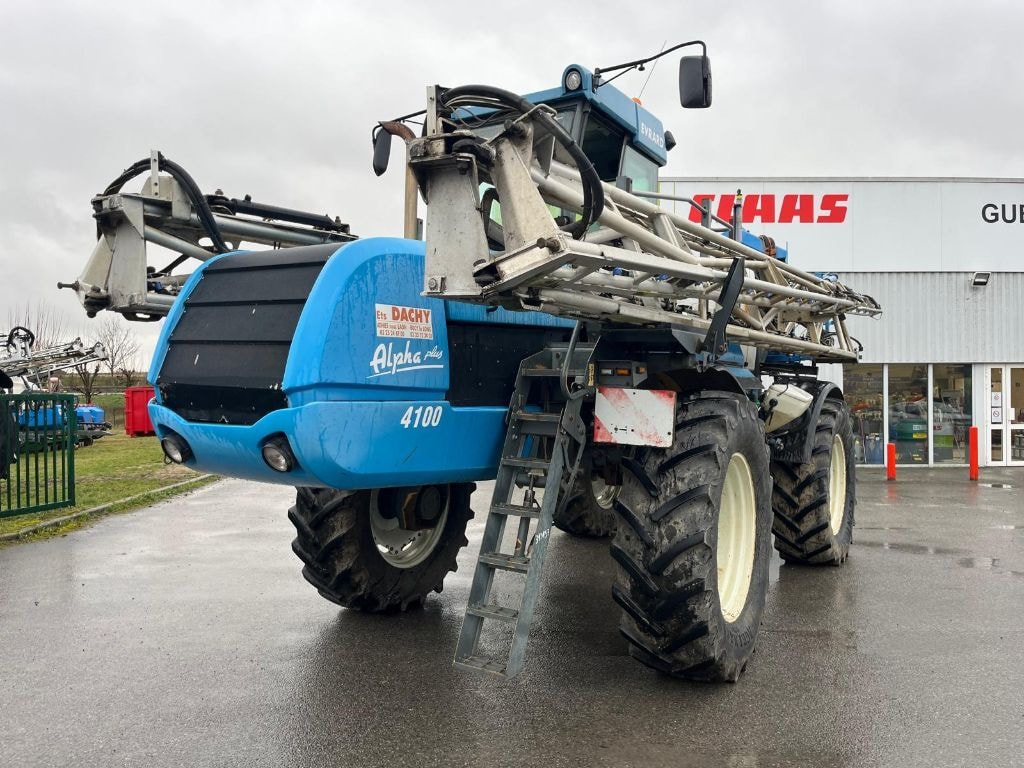 Pulverisateur automoteur EVRARD Alpha 4100 - photo slide 3