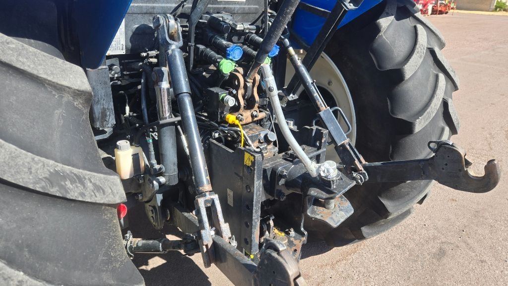 Tracteur chargeur NEW HOLLAND T5.105 DC - photo slide 14