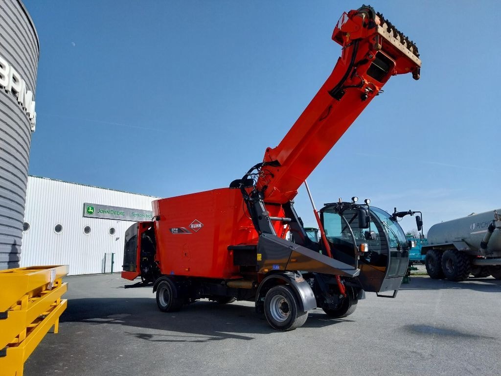 Melangeuse automotrice KUHN SPW 18 CS intense - photo slide 6