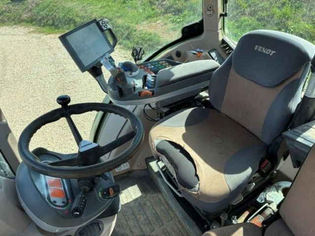 Tracteur FENDT 516 PROFI + - photo slide 5