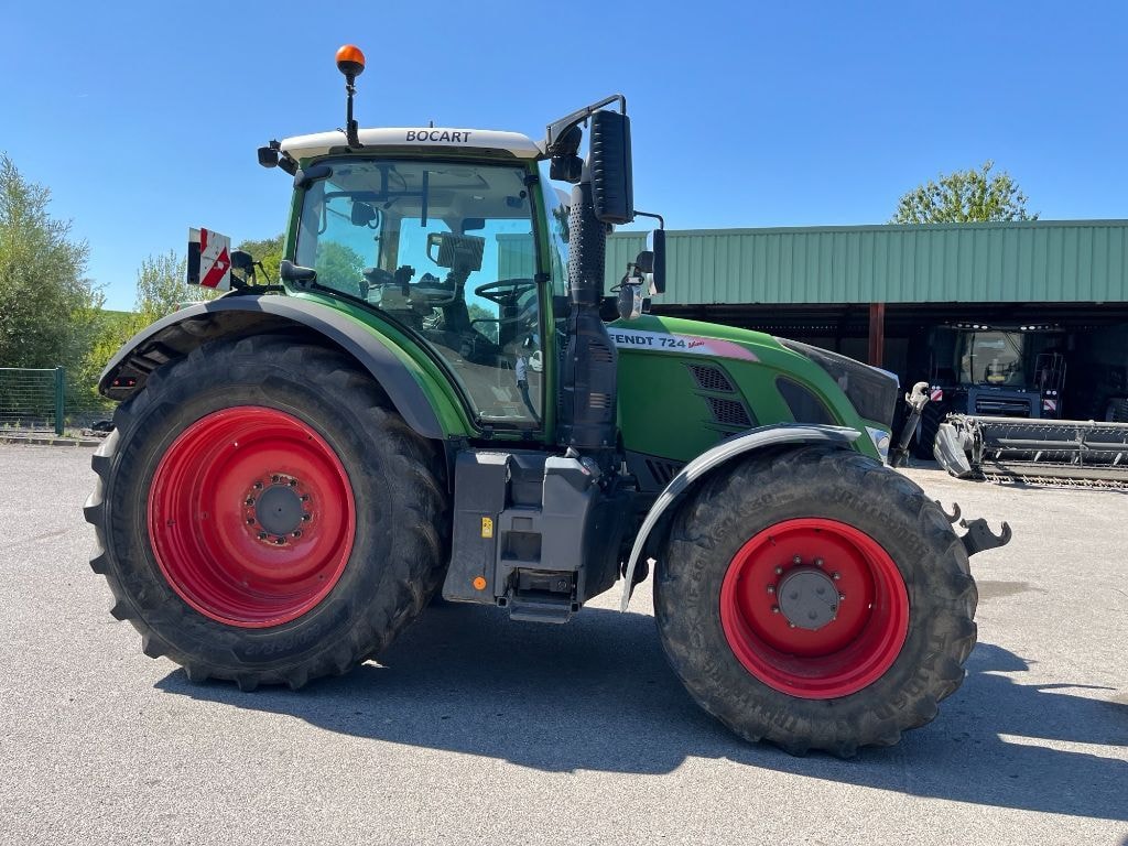 Tracteur FENDT 724 VARIO PROFI + - photo slide 6