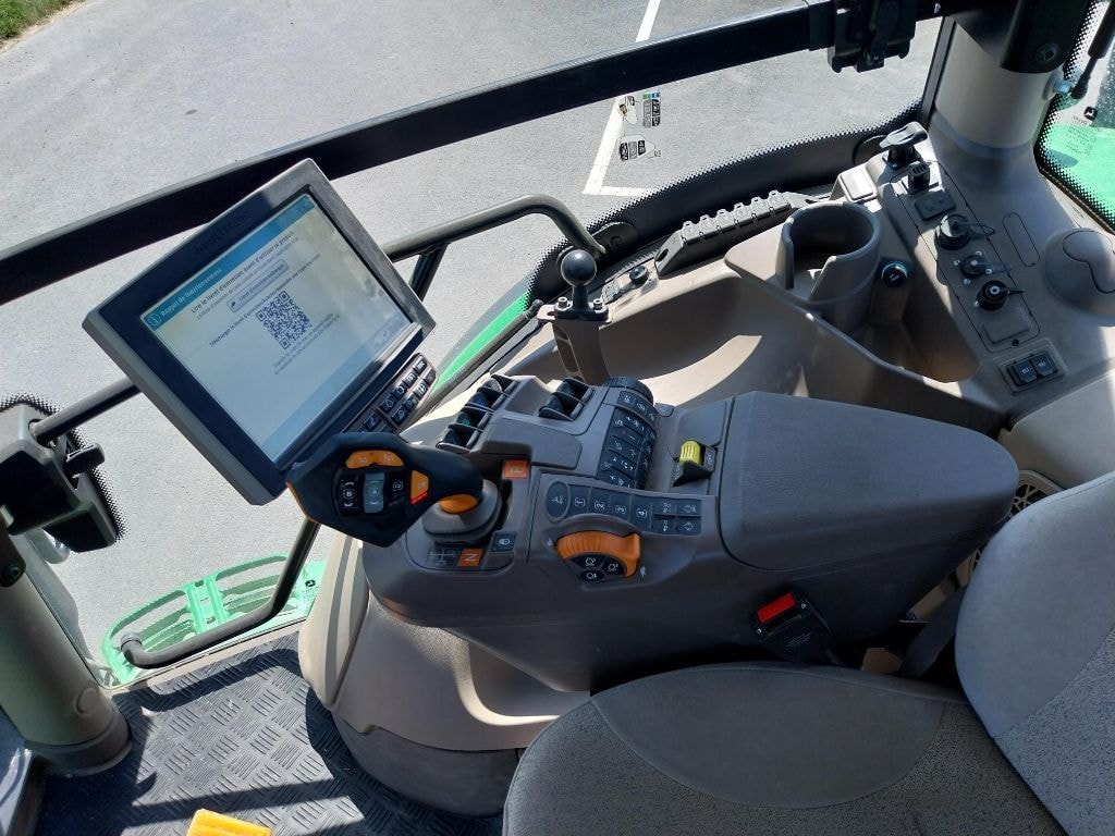 Tracteur JOHN DEERE 6r130 - photo slide 12