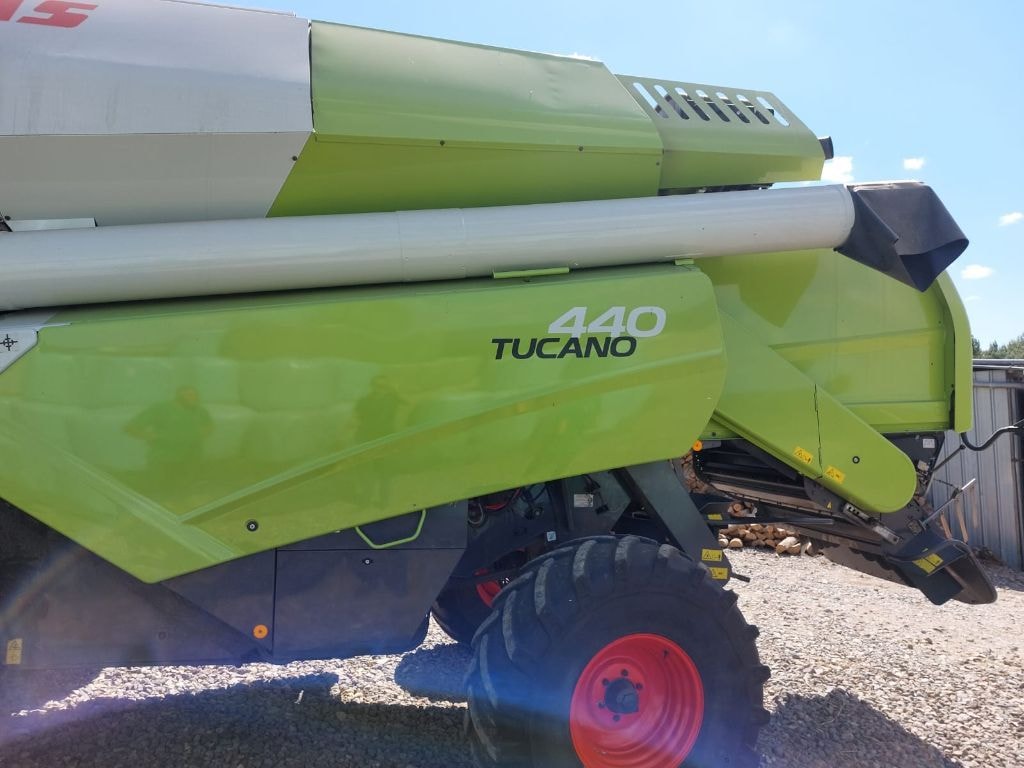 Moissonneuse CLAAS TUCANO 440 - photo slide 30