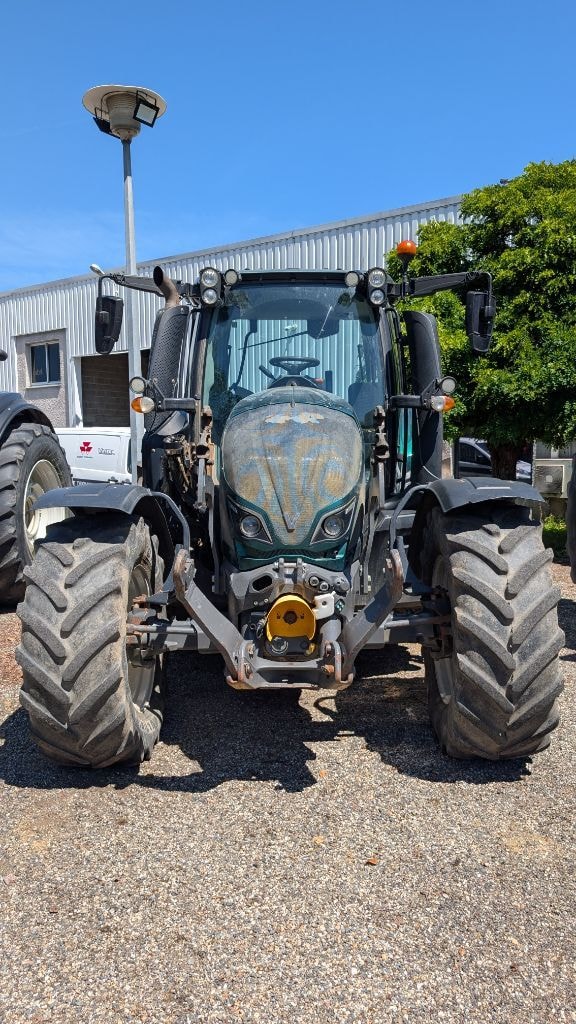 Tracteur VALTRA N174 Active - photo slide 3