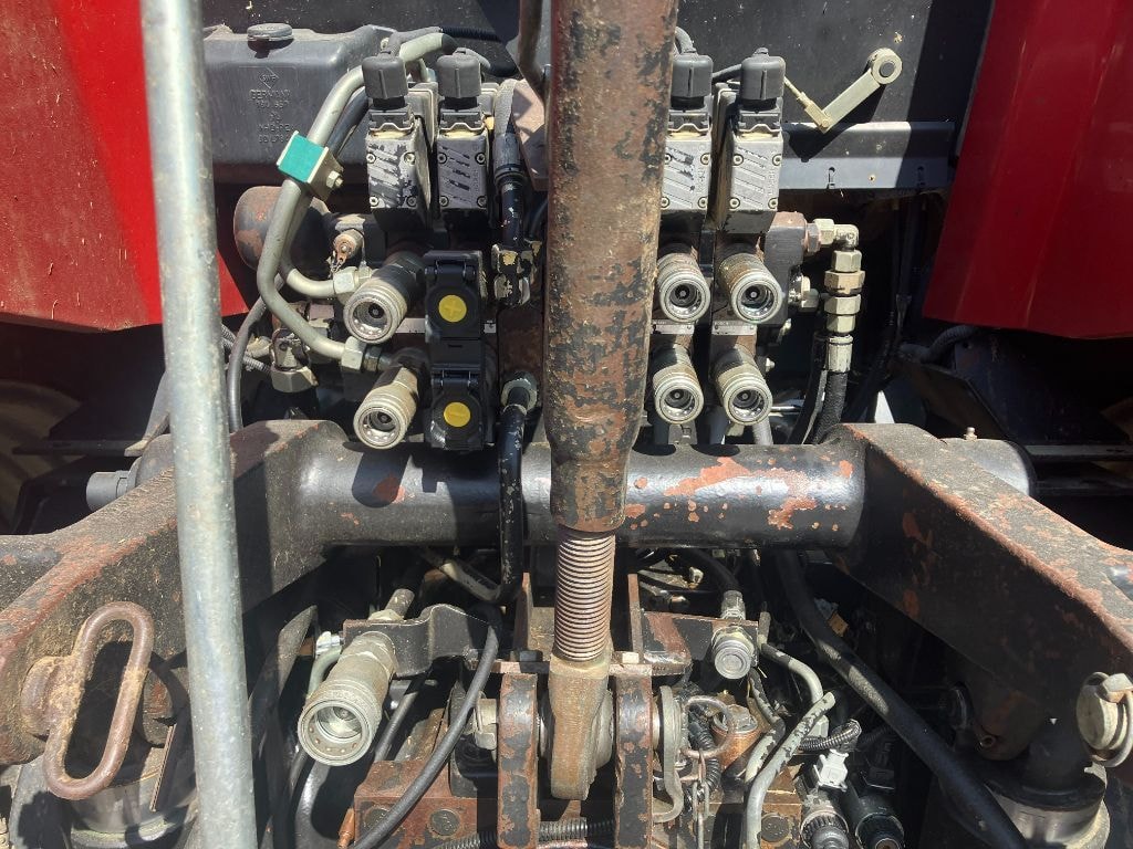 Tracteur CASE IH CVX 150 - photo slide 18
