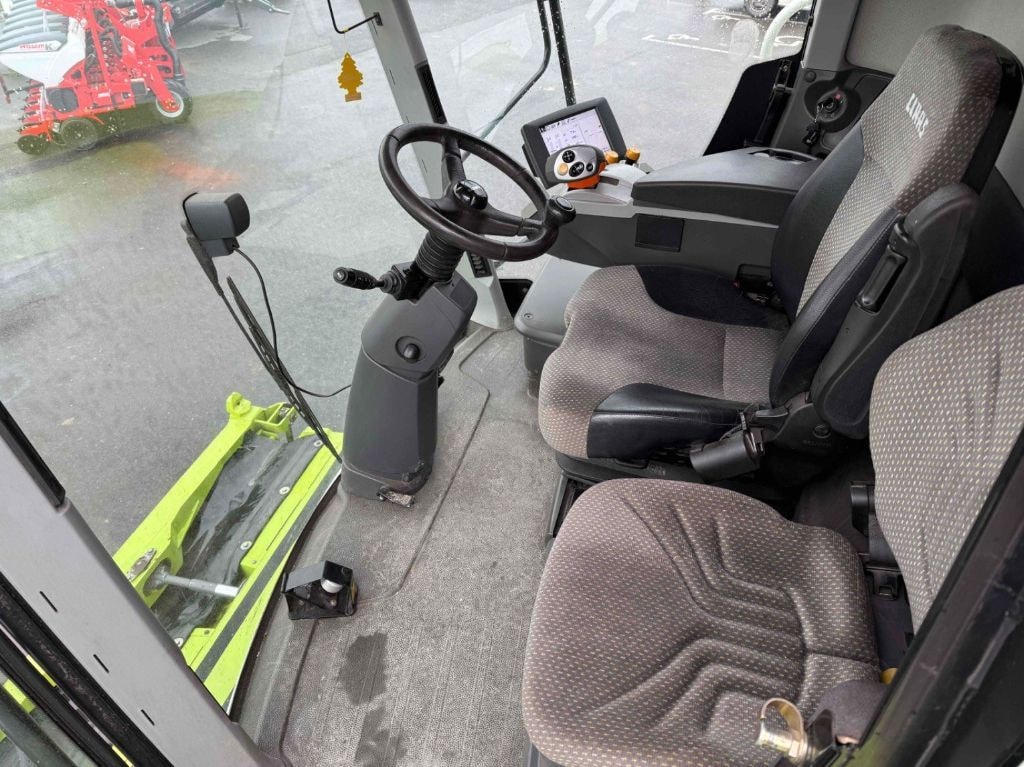 Moissonneuse CLAAS LEXION 670 MONTANA - - photo slide 25