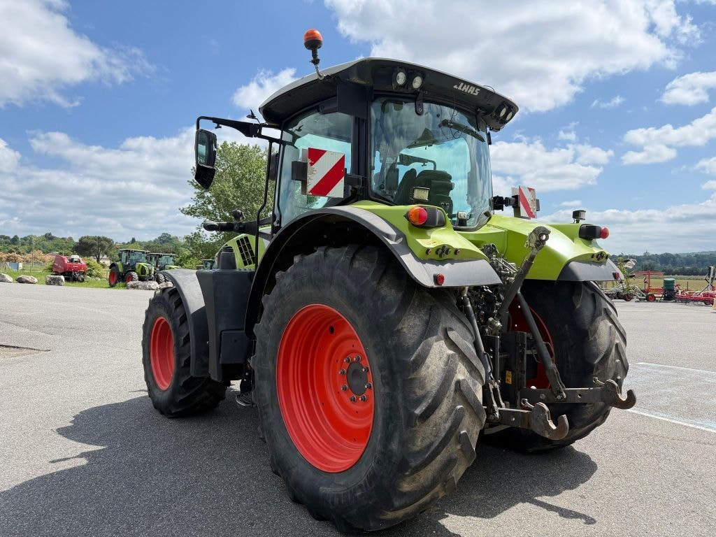Tracteur CLAAS ARION 630 SUR MESURE - photo slide 5