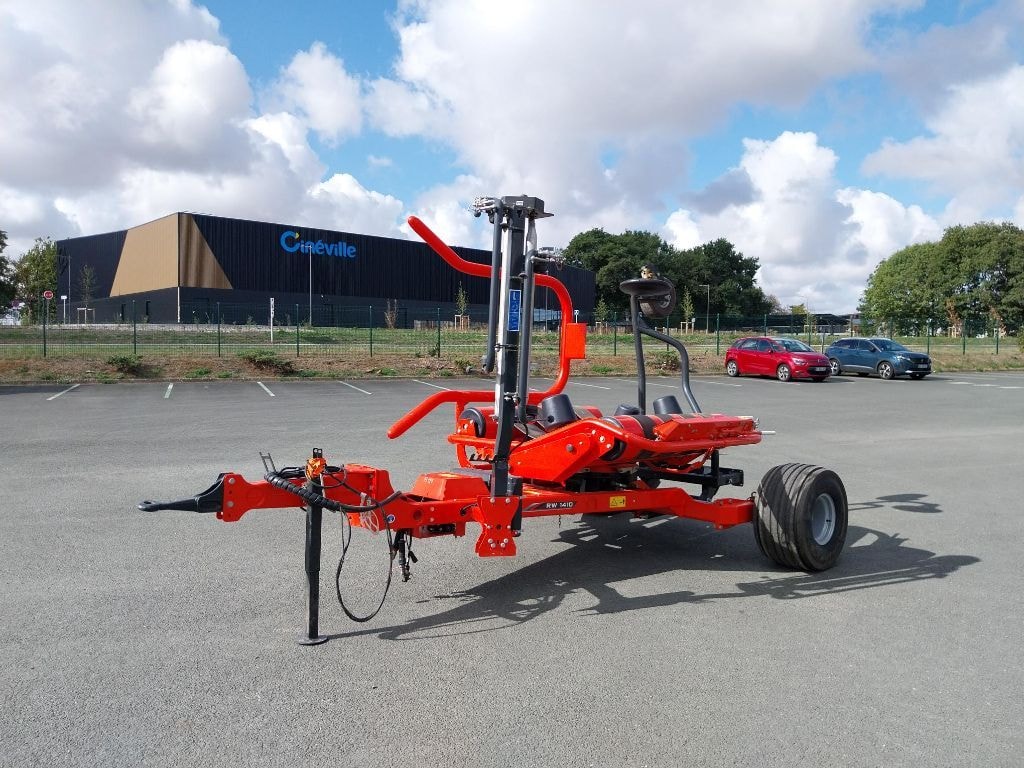 Enrubanneuse KUHN RW 1410 C - photo slide 5