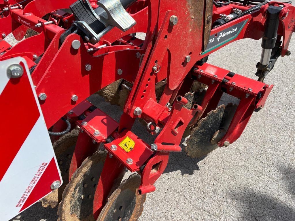 Decompacteur KVERNELAND DTX 300 - photo slide 9