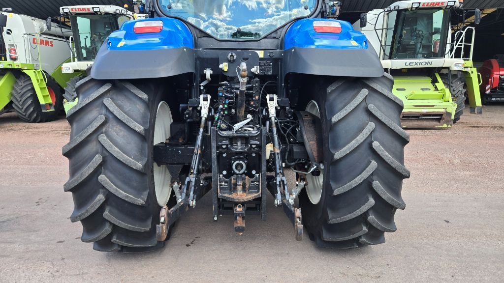 Tracteur NEW HOLLAND T7.165 S - photo slide 4