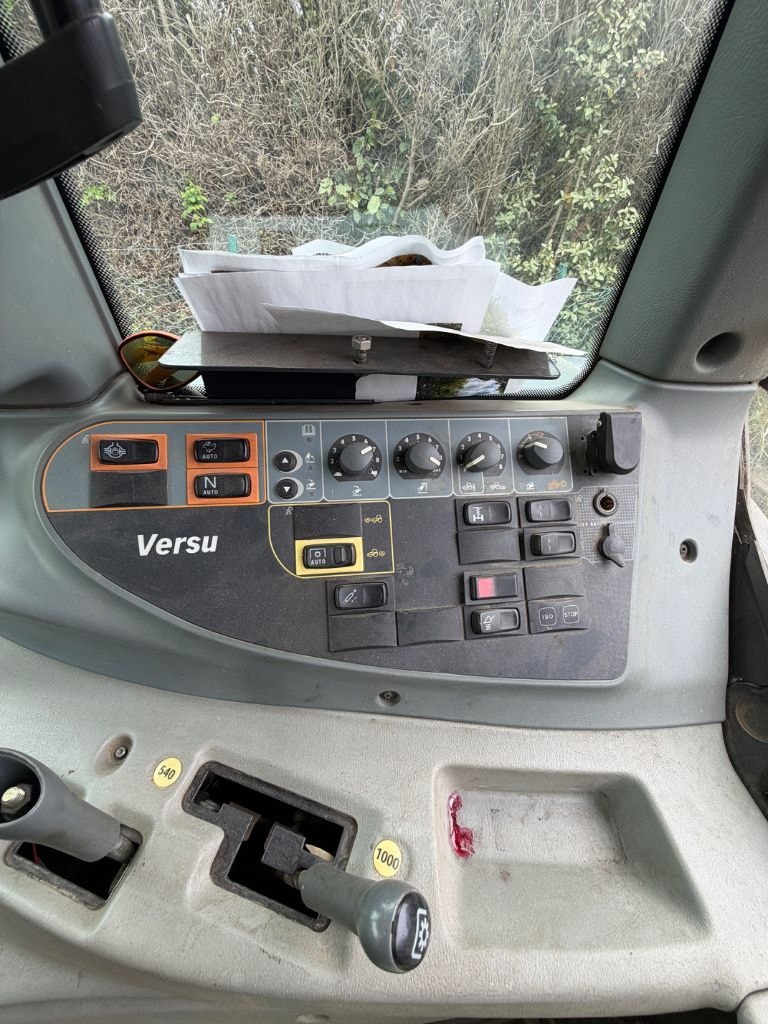 Tracteur VALTRA N163eV - photo slide 12