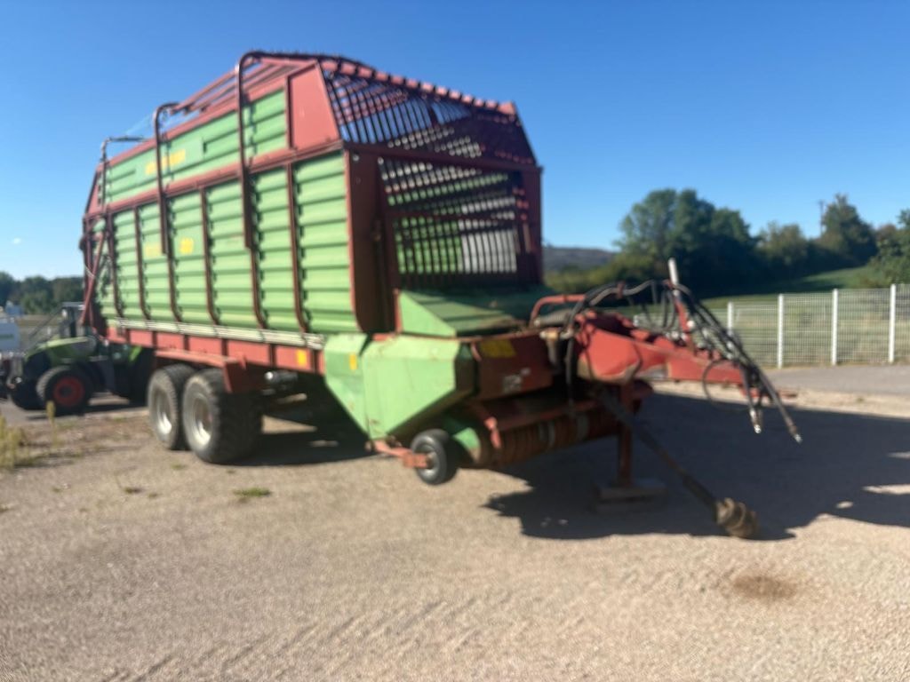 Autochargeuse STRAUTMANN Vitesse 320 - photo slide 1