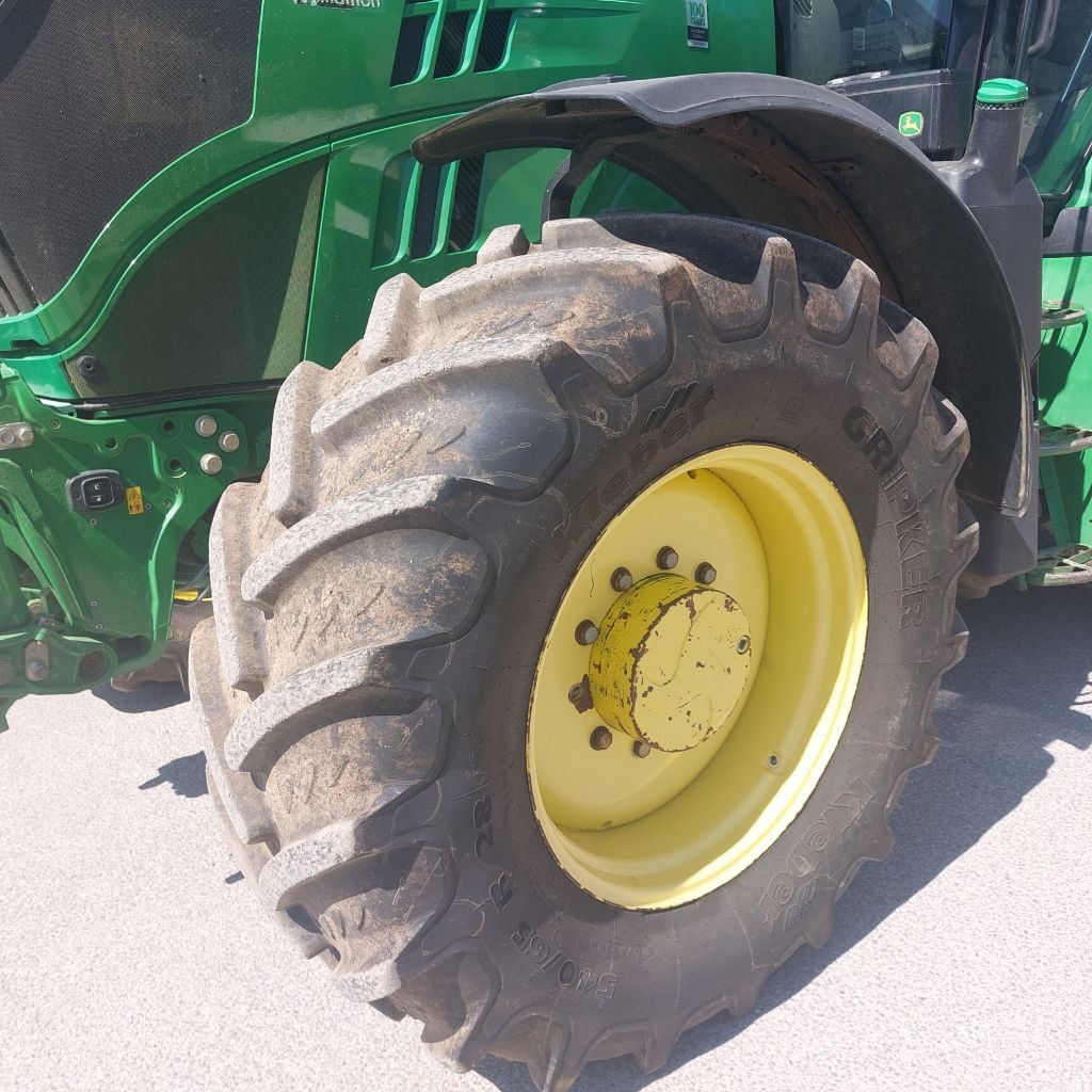 Tracteur JOHN DEERE 6145R - photo slide 6