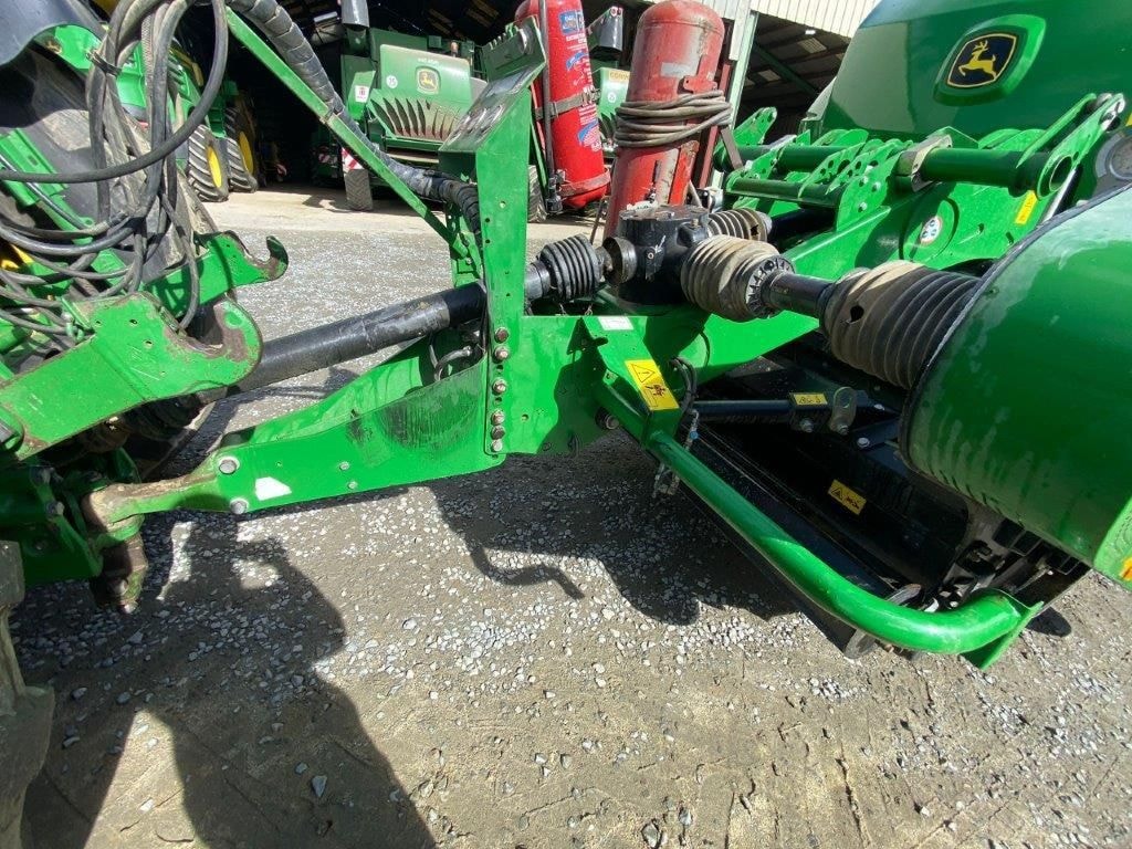 Presse haute densite JOHN DEERE L1534 - photo slide 22