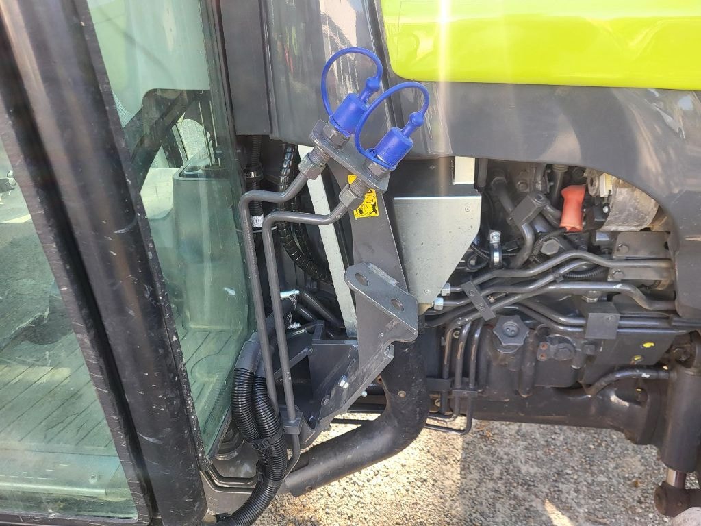 Tracteur CLAAS Nexos 240 F - photo slide 23