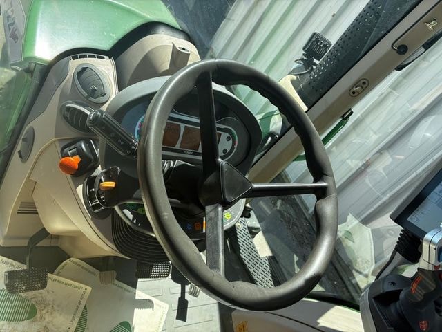 Tracteur FENDT 722 VARIO PROFI + - photo slide 6