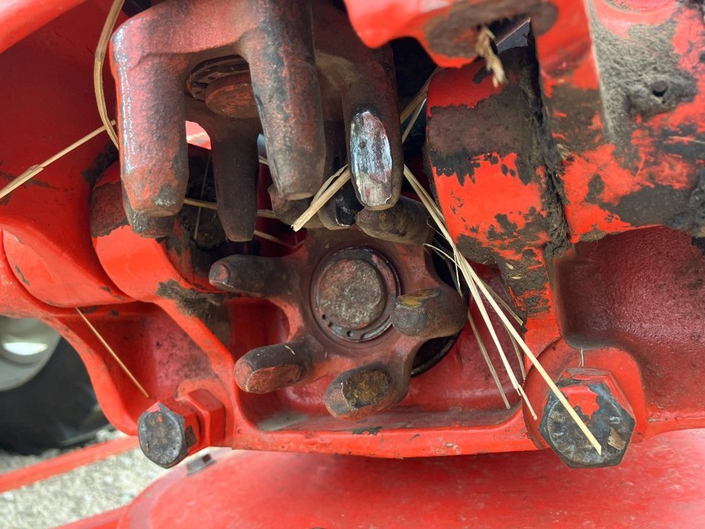 Faneuse KUHN 8702 - photo slide 17