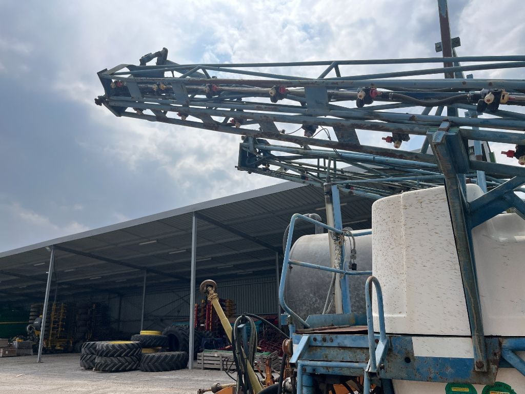 Pulverisateur EVRARD T2500 - photo slide 19