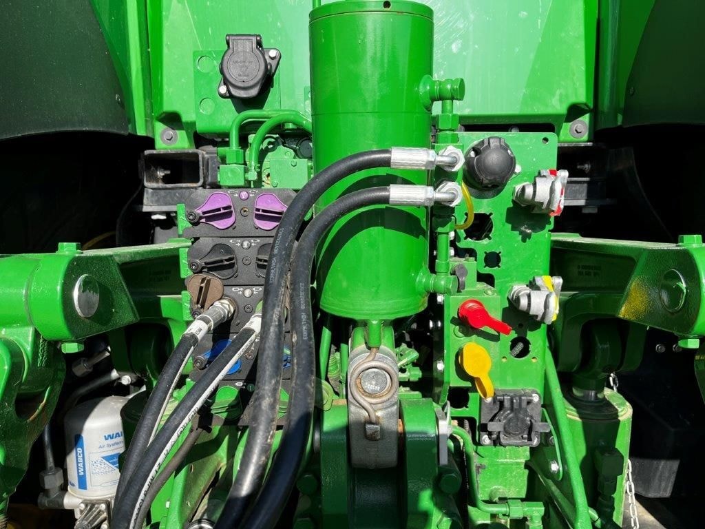 Tracteur JOHN DEERE 8R340 - photo slide 12