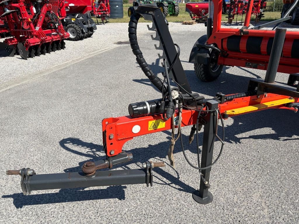 Enrubanneuse KUHN RW1810 - photo slide 16