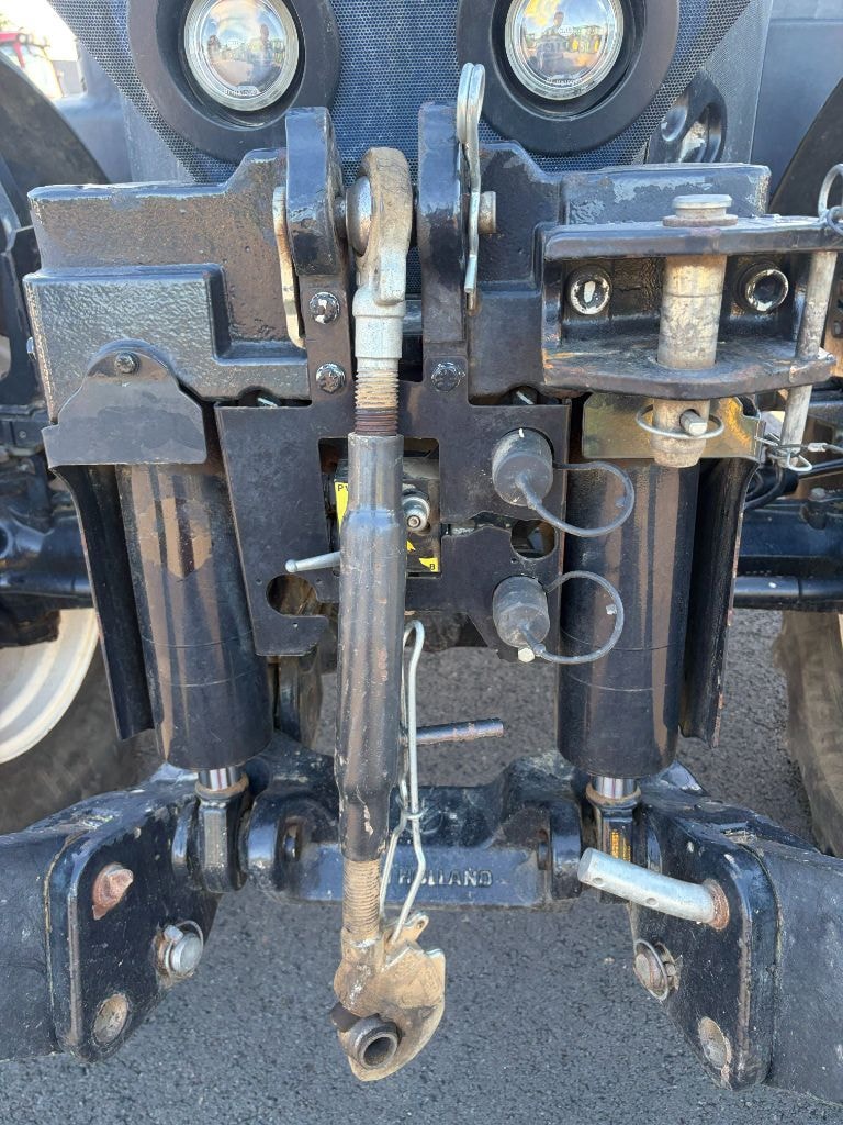 Tracteur NEW HOLLAND T7.245 - photo slide 10