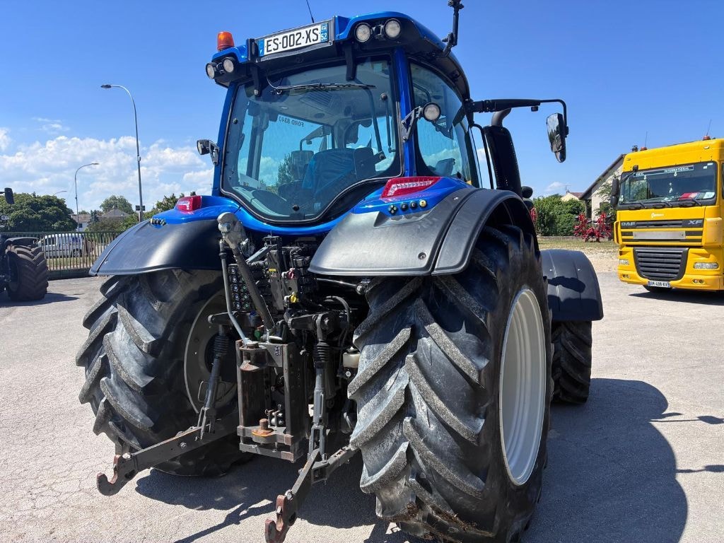 Tracteur VALTRA N 154 - photo slide 3