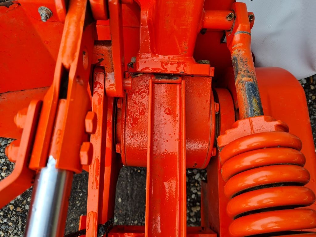 Faucheuse KUHN GMD 240-FF - photo slide 6