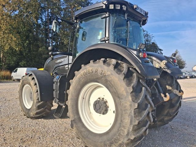 Tracteur VALTRA S274 - photo slide 11