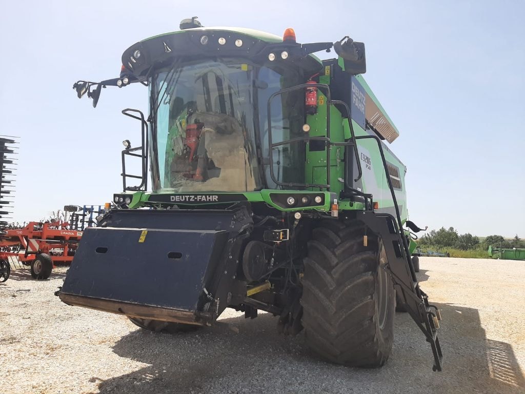 Moissonneuse DEUTZ FAHR C9206 TSB - photo slide 18