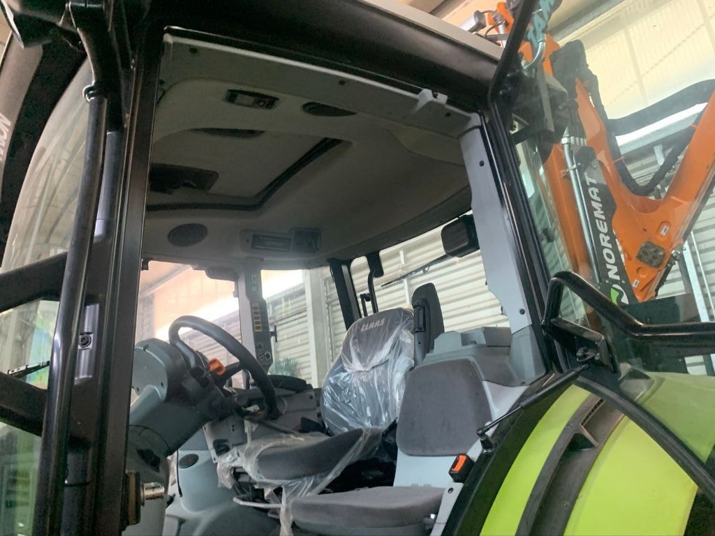 Tracteur CLAAS ARION 410 - STAGE V T - photo slide 16