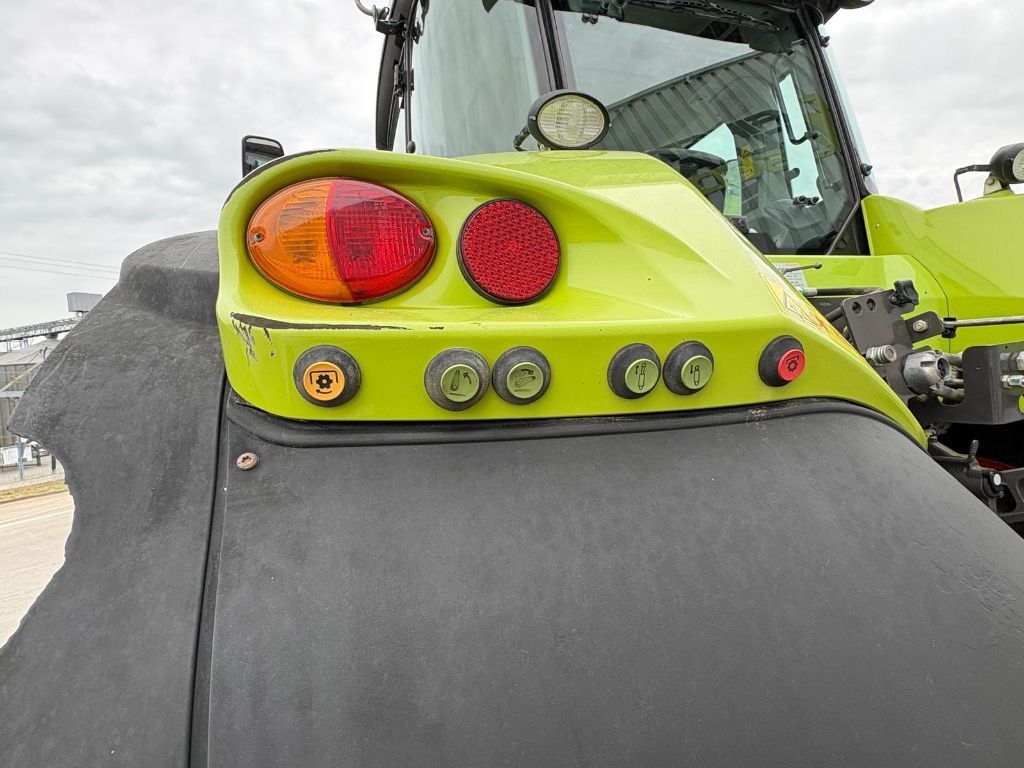 Tracteur CLAAS Axion 820 cmatic CEBIS  - photo slide 14