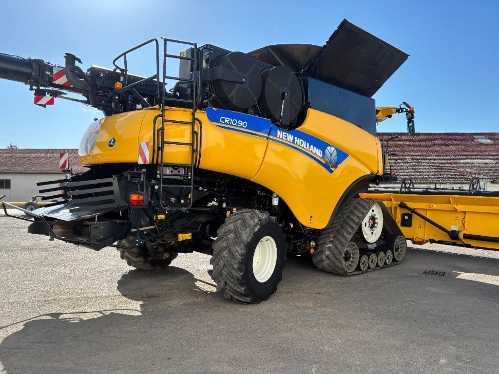 Moissonneuse NEW HOLLAND CR10.90 - photo slide 10