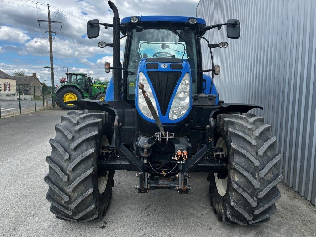 Tracteur NEW HOLLAND T7.210 AC - photo slide 20