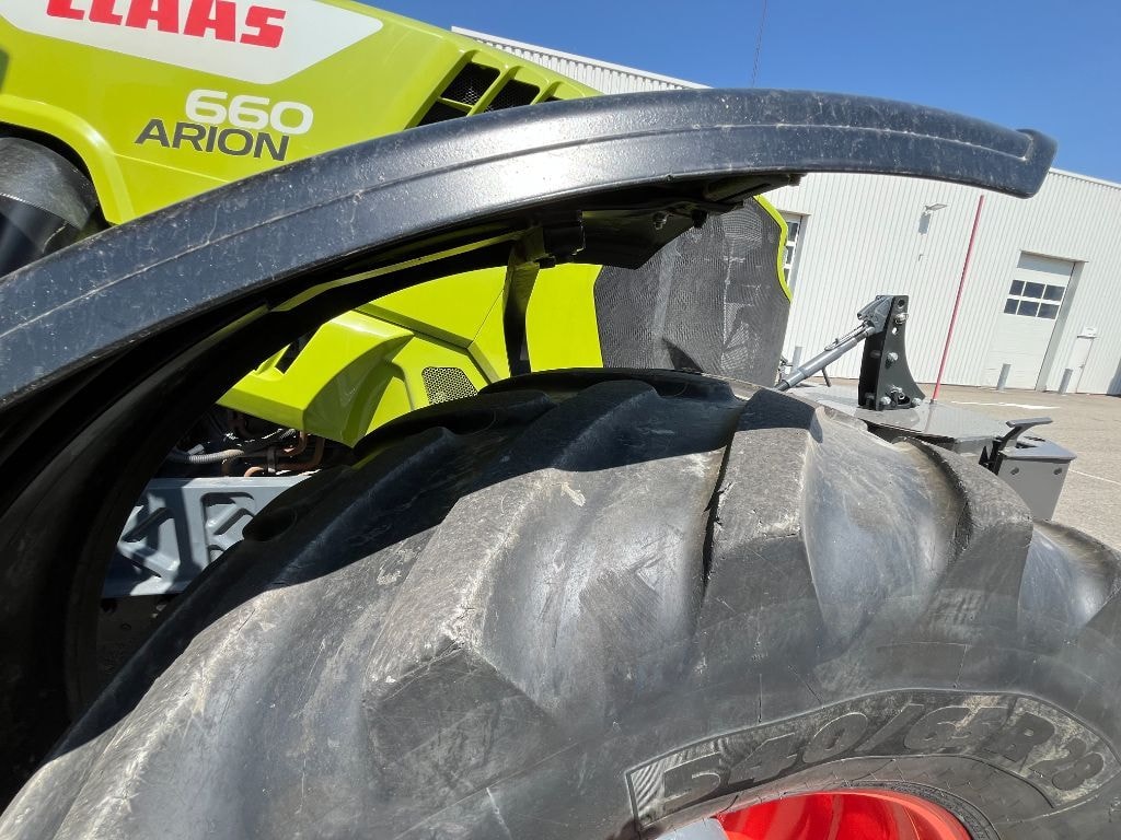 Tracteur CLAAS ARION 660  CMATIC CIS+ - photo slide 8