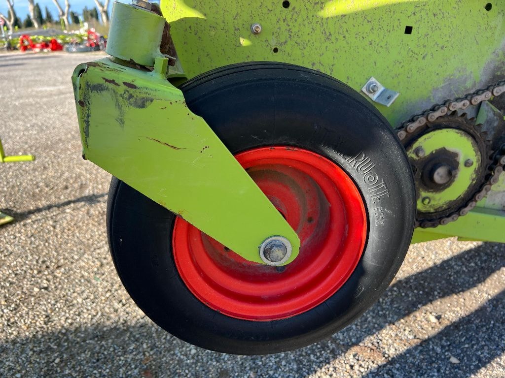 Presse haute densite CLAAS quadrant 1150 - photo slide 6