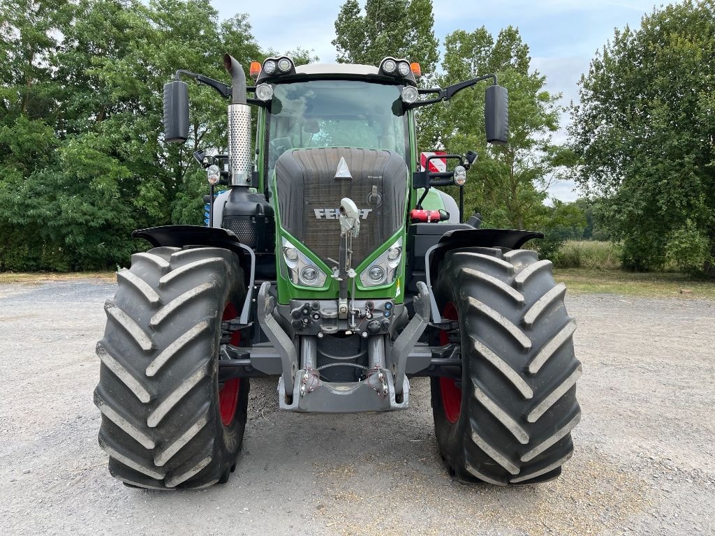 Tracteur FENDT 826 VARIO PROFI + - photo slide 4
