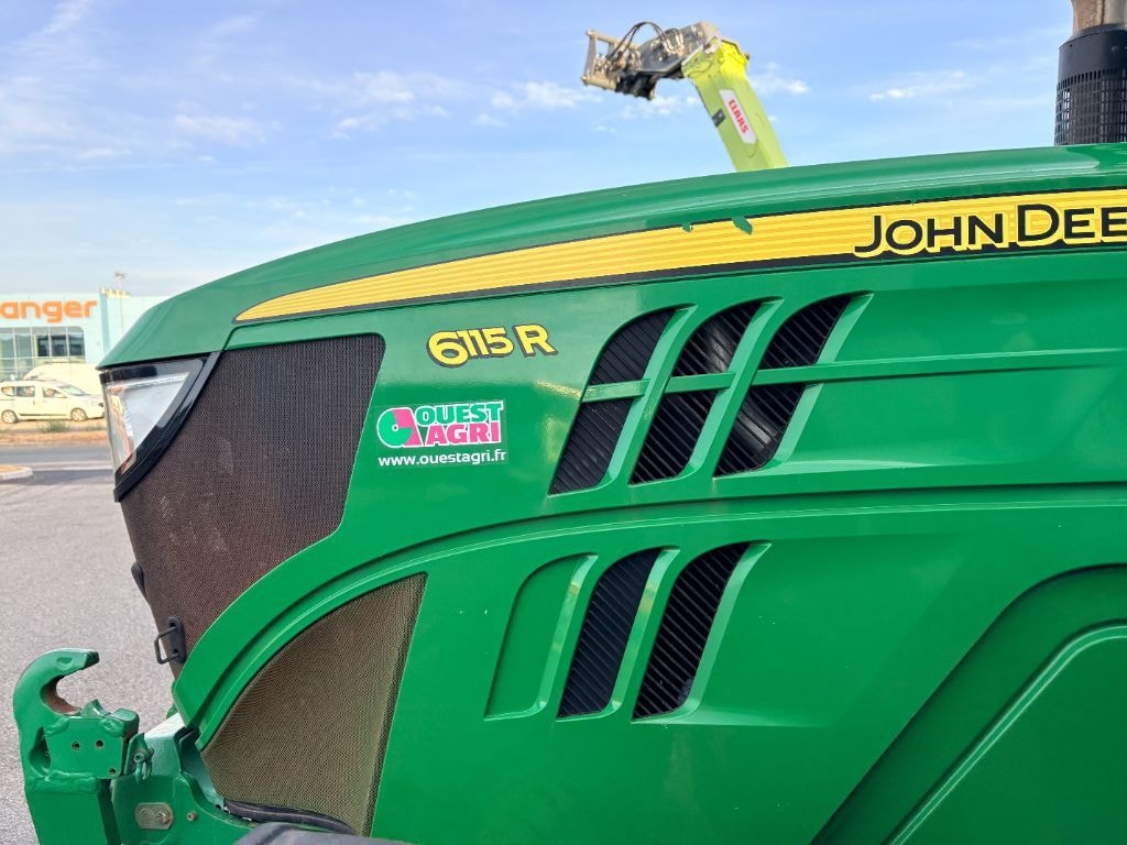 Tracteur JOHN DEERE 6115R - photo slide 7