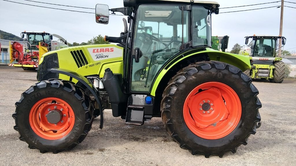 Tracteur CLAAS ARION 420 - photo slide 2