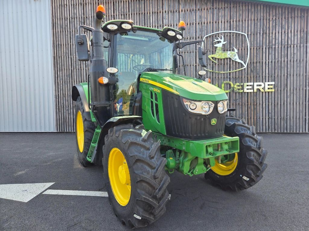 Tracteur chargeur JOHN DEERE 6100M - photo slide 1